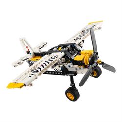 LEGO Technic - Bush Fly model