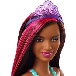 barbie-dreamtopia-prinsesse-med-moerk-og-pink-haar-diadem