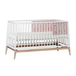 leander-sengerand-til-leander-linea-babyseng-dusty-rose-seng