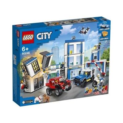 lego-city-politistation-duke-detain-politichef-daisy-kaboom-politibil-lastbil-motorcykel-aekse