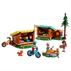 LEGO Friends - Adventure Camp Hyggelige Hytter Indhold