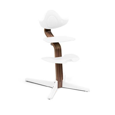 hvid-valnoed-exclusive-hoejstol-fra-stokke-nomni-1 Hvid/Valnød Exclusive Højstol Fra Stokke Nomi