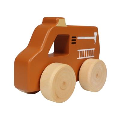 tryco-brandbil-orange-i-trae-